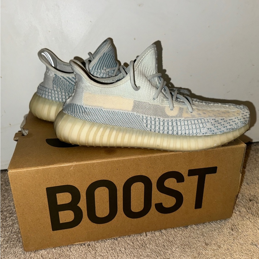Yeezy Boost 350 - Cloud White 10.5